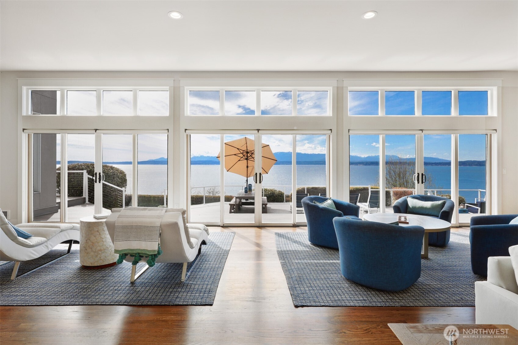 5006 Scurlock Road , Freeland, WA 98249