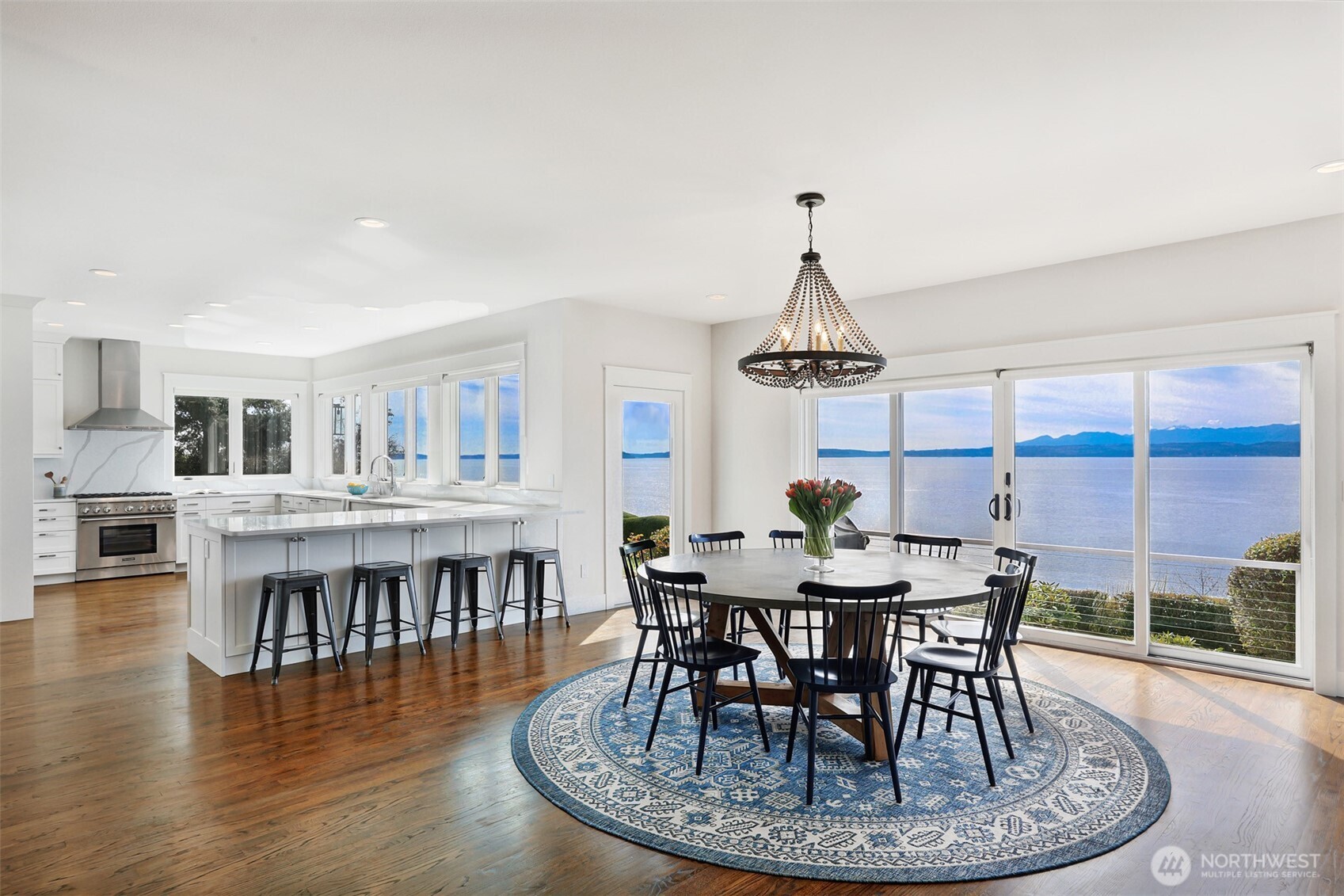 5006 Scurlock Road , Freeland, WA 98249