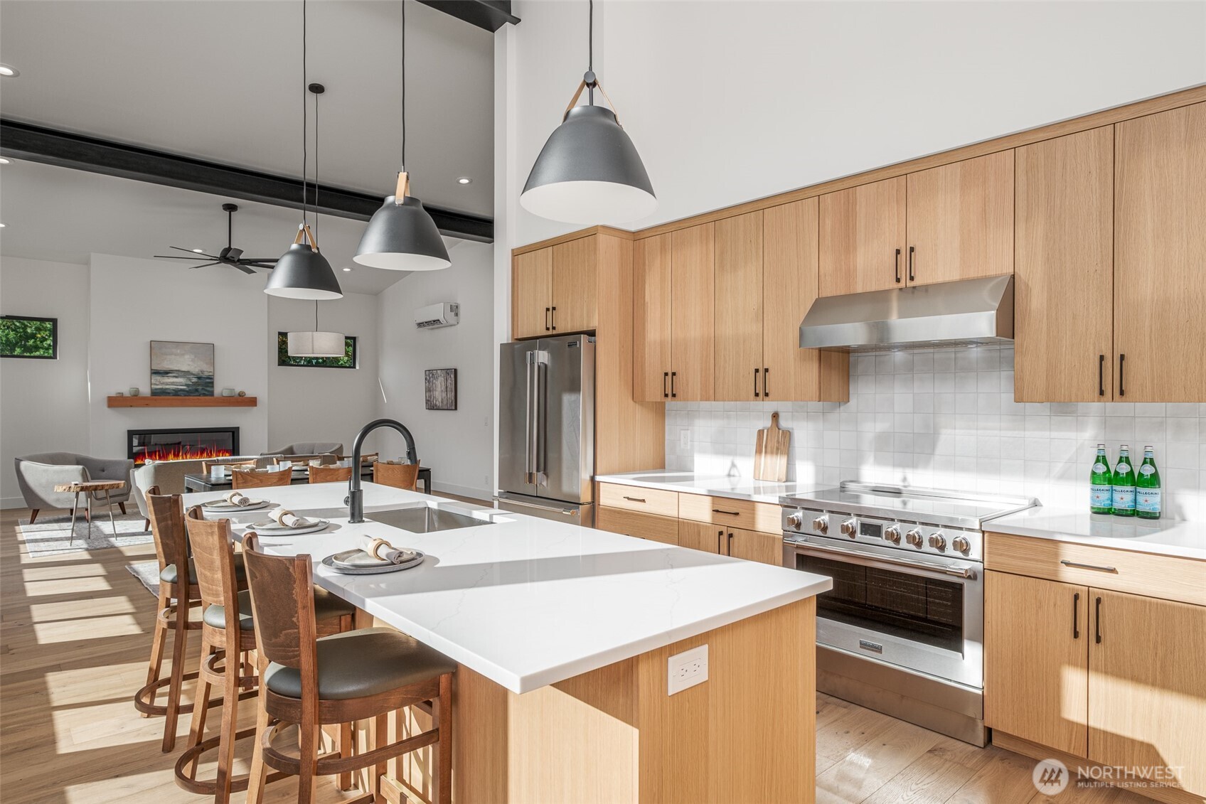 23112 Lake Wenatchee Hwy , Leavenworth, WA 98826