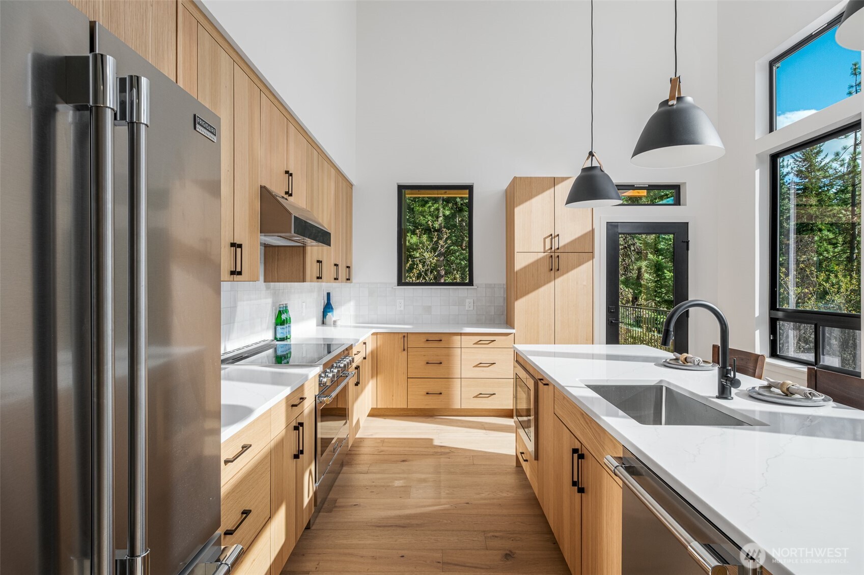 23112 Lake Wenatchee Hwy , Leavenworth, WA 98826