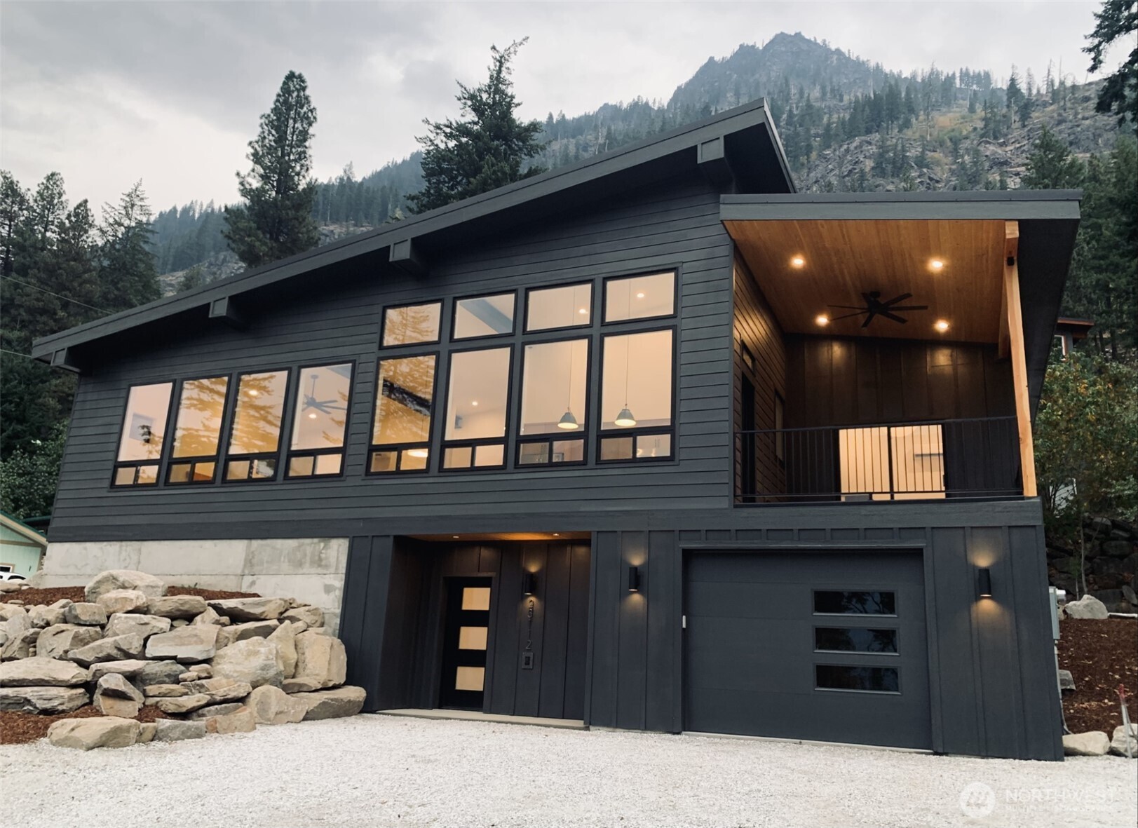23112 Lake Wenatchee Hwy , Leavenworth, WA 98826
