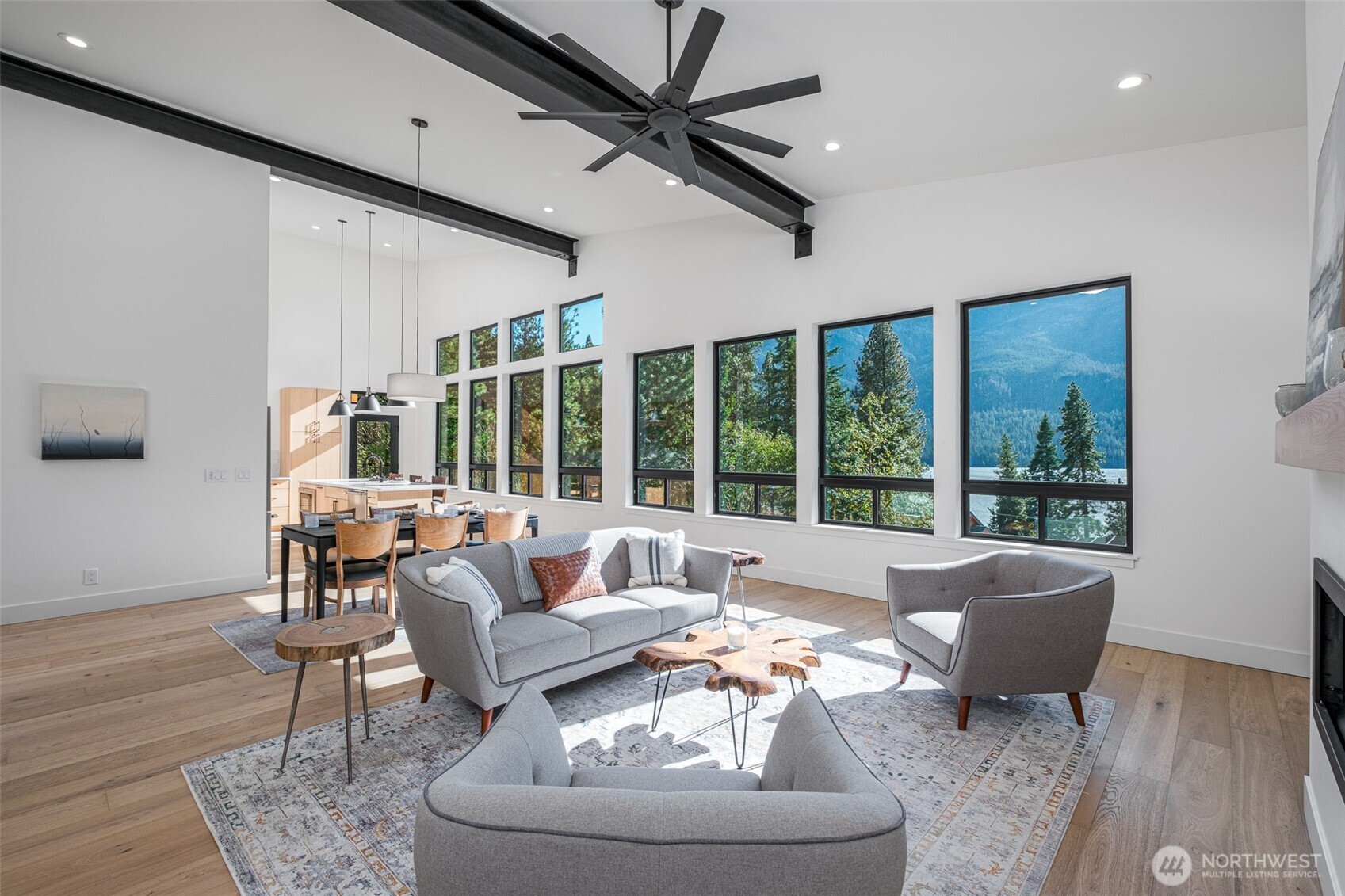 23112 Lake Wenatchee Hwy , Leavenworth, WA 98826