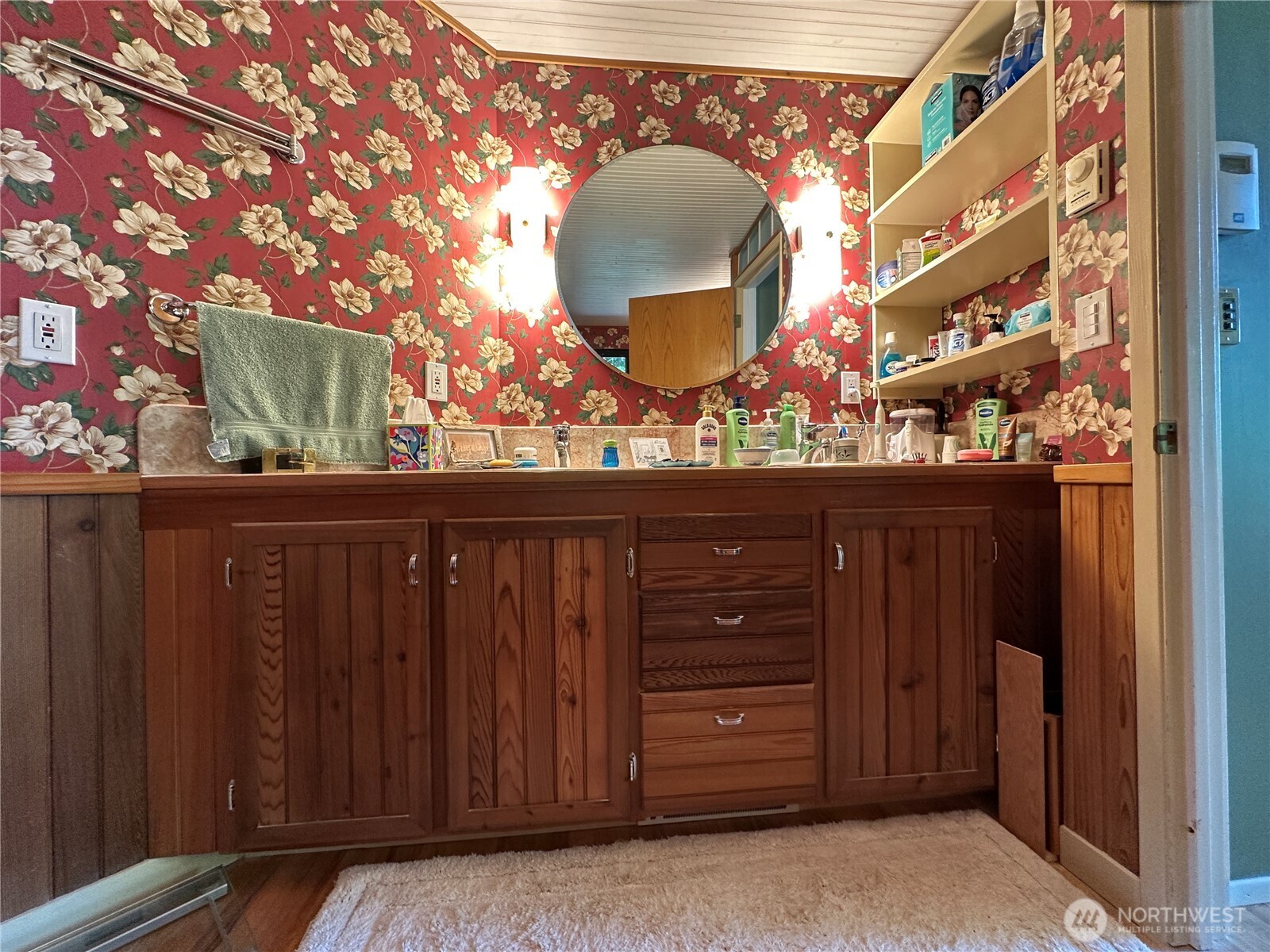 24703 NE State Route 3 , Belfair, WA 98528