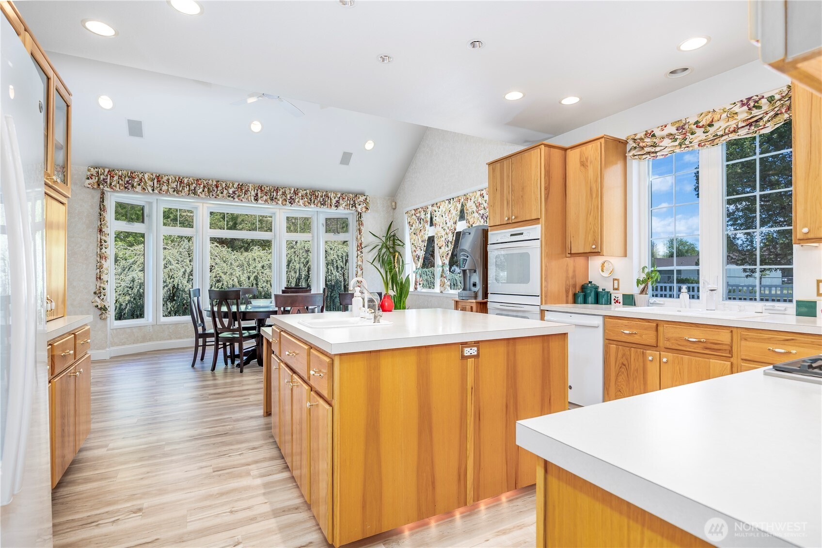 8620 W Richardson Road , Pasco, WA 99301