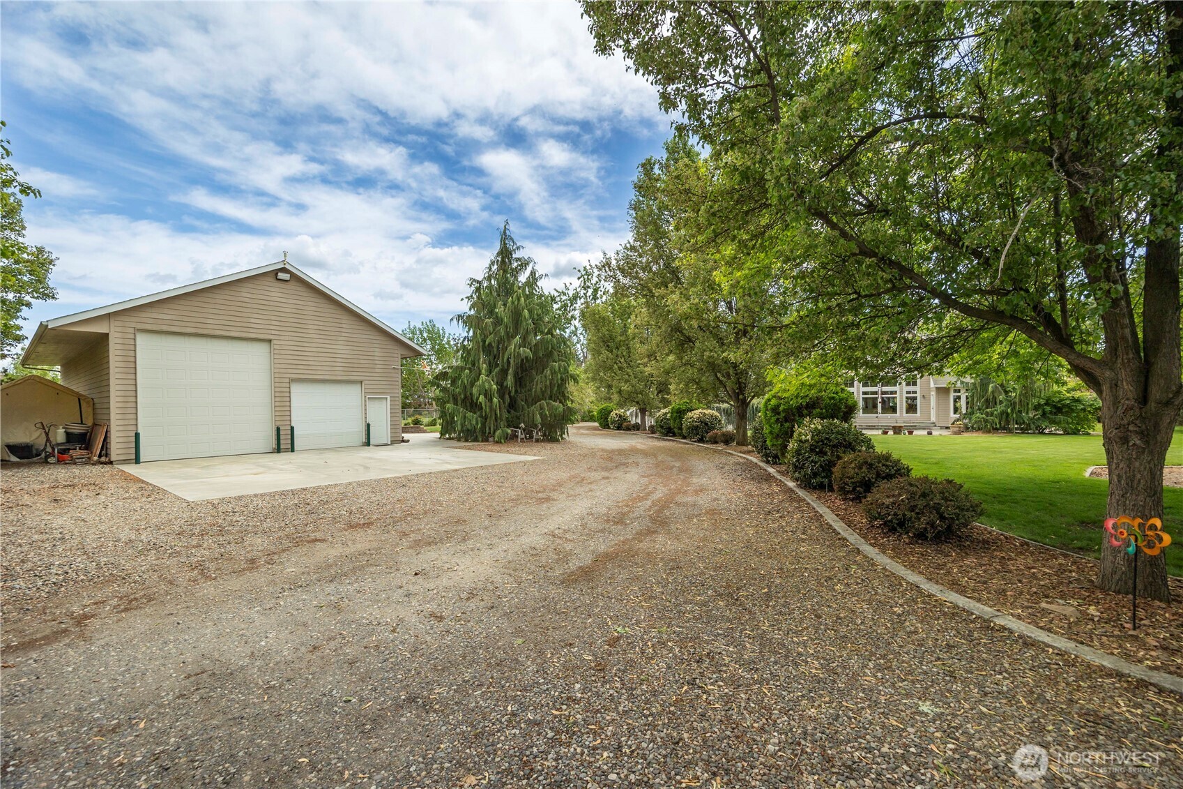 8620 W Richardson Road , Pasco, WA 99301