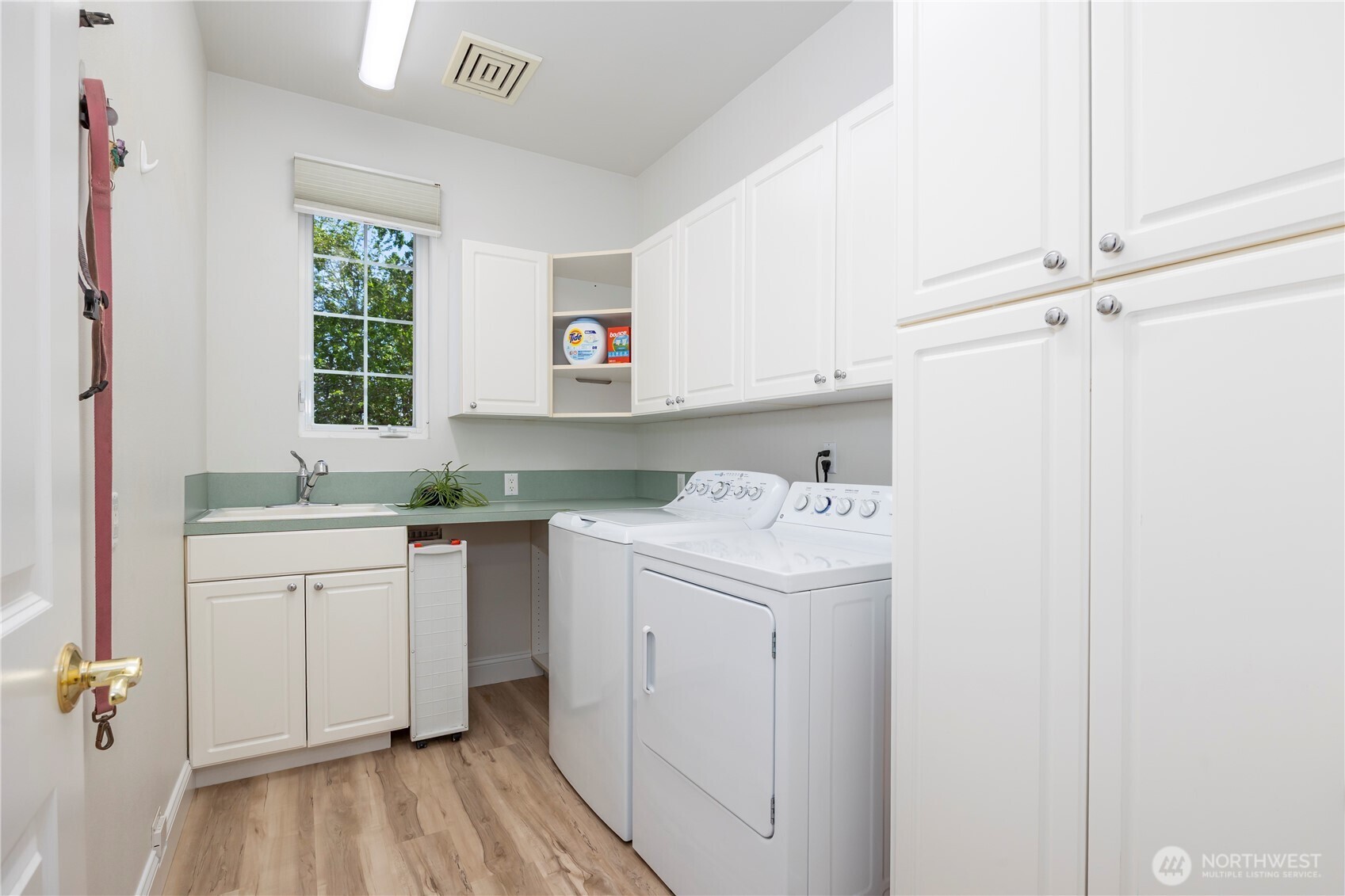 8620 W Richardson Road , Pasco, WA 99301