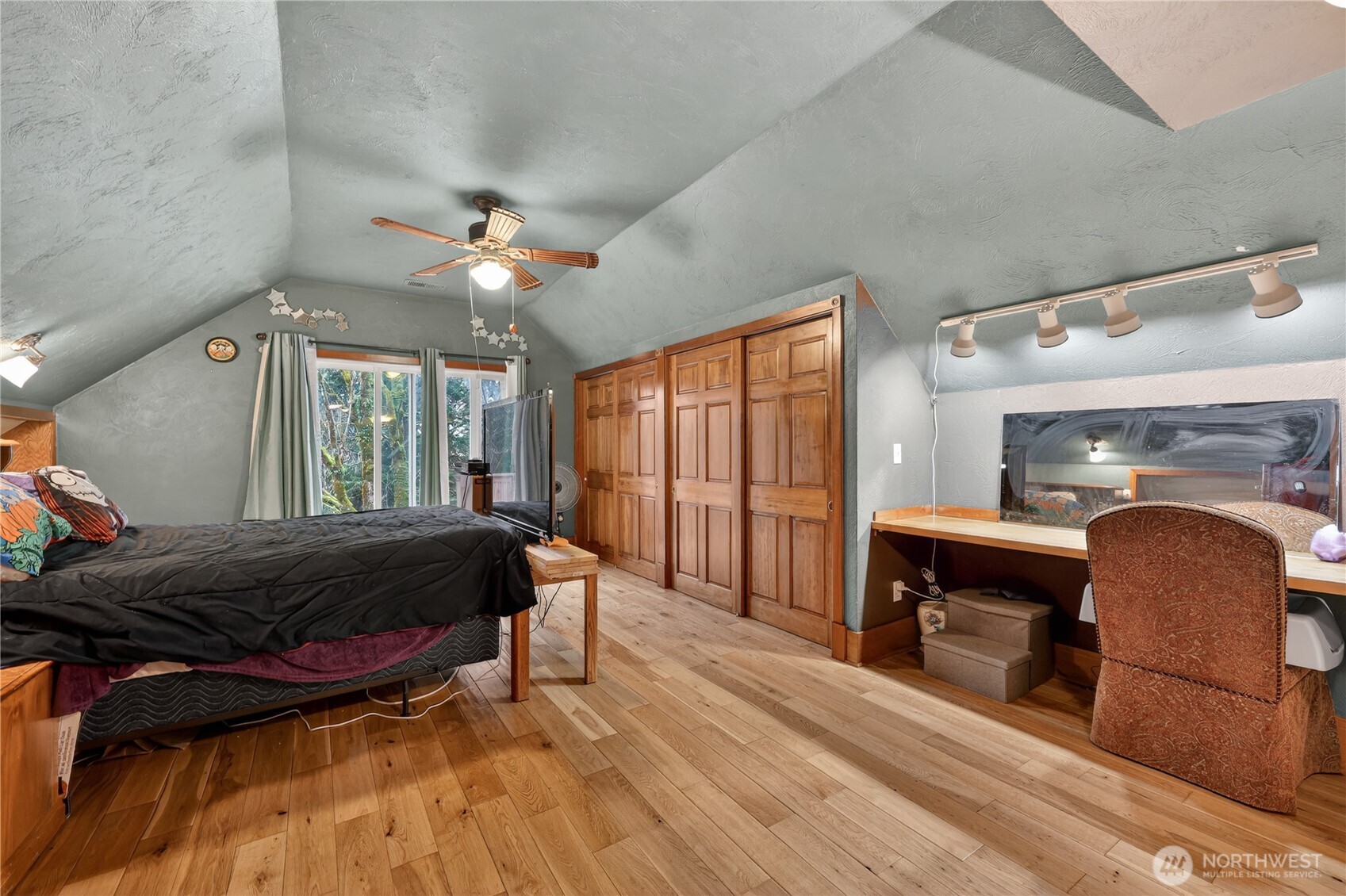 1533 Northcliff Road , Shelton, WA 98584