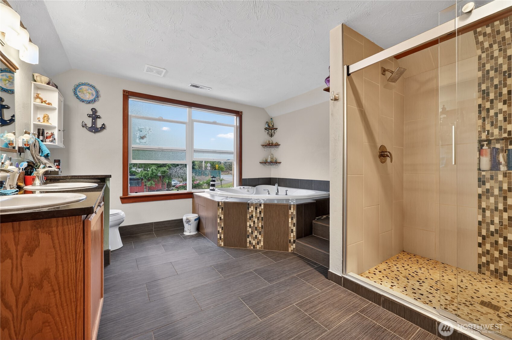 1533 Northcliff Road , Shelton, WA 98584