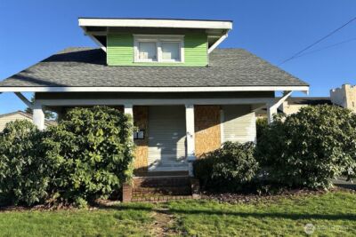 618 N 4th Street , Mount Vernon, WA 98273