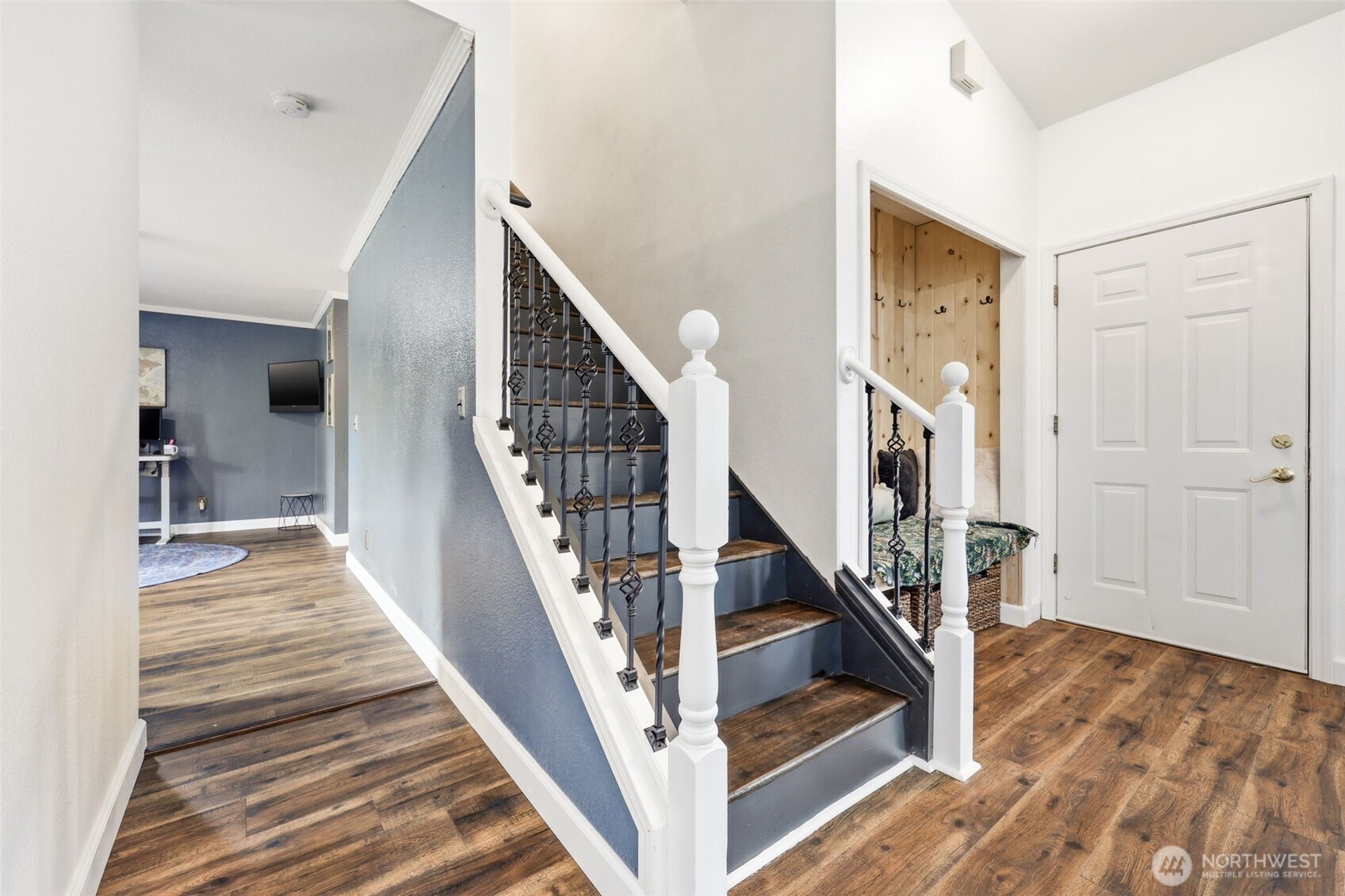 808 Mountain Aire Court NW, Yelm, WA 98597