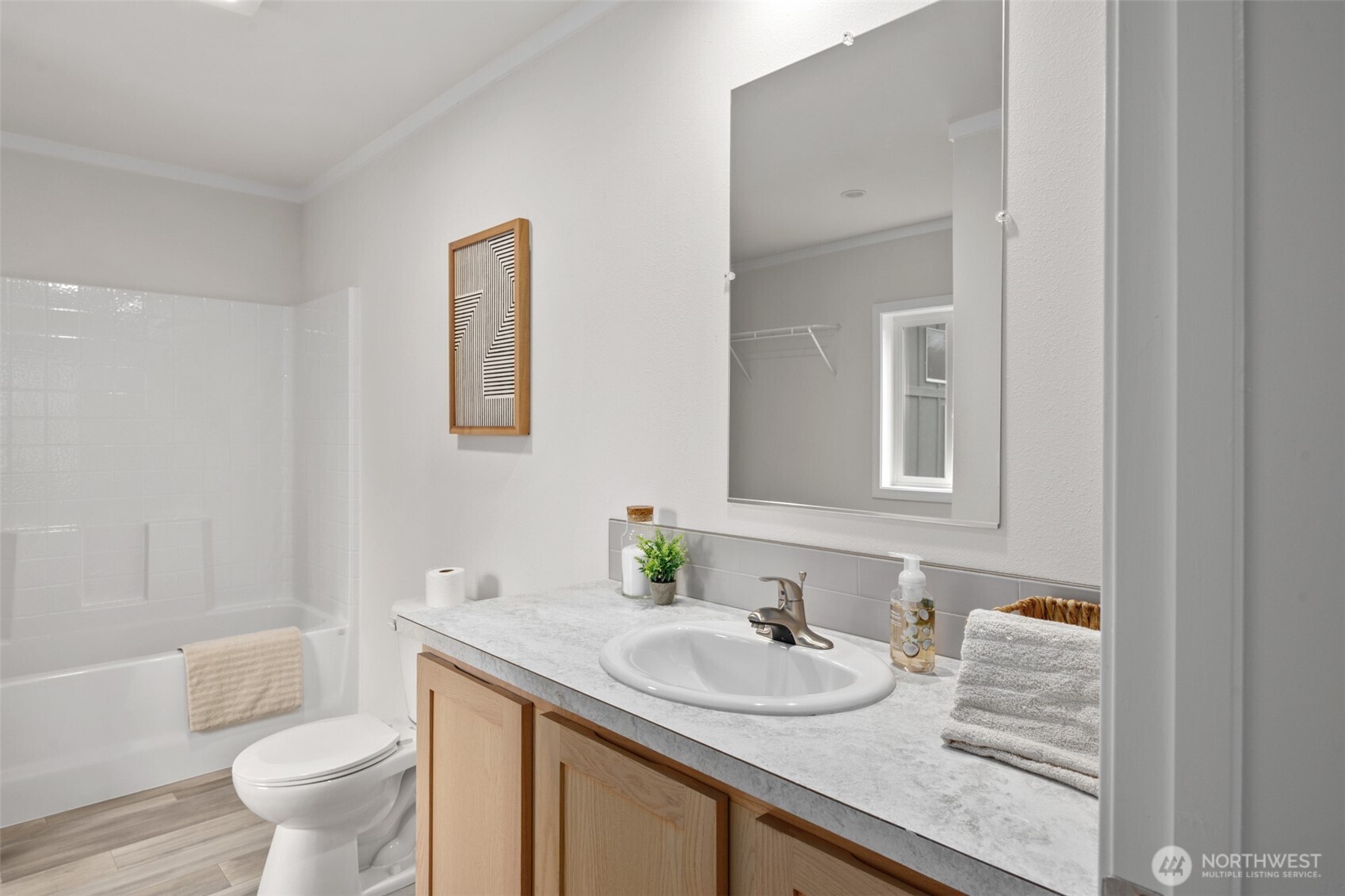 799 Edgewood Avenue NE, Ocean Shores, WA 98569