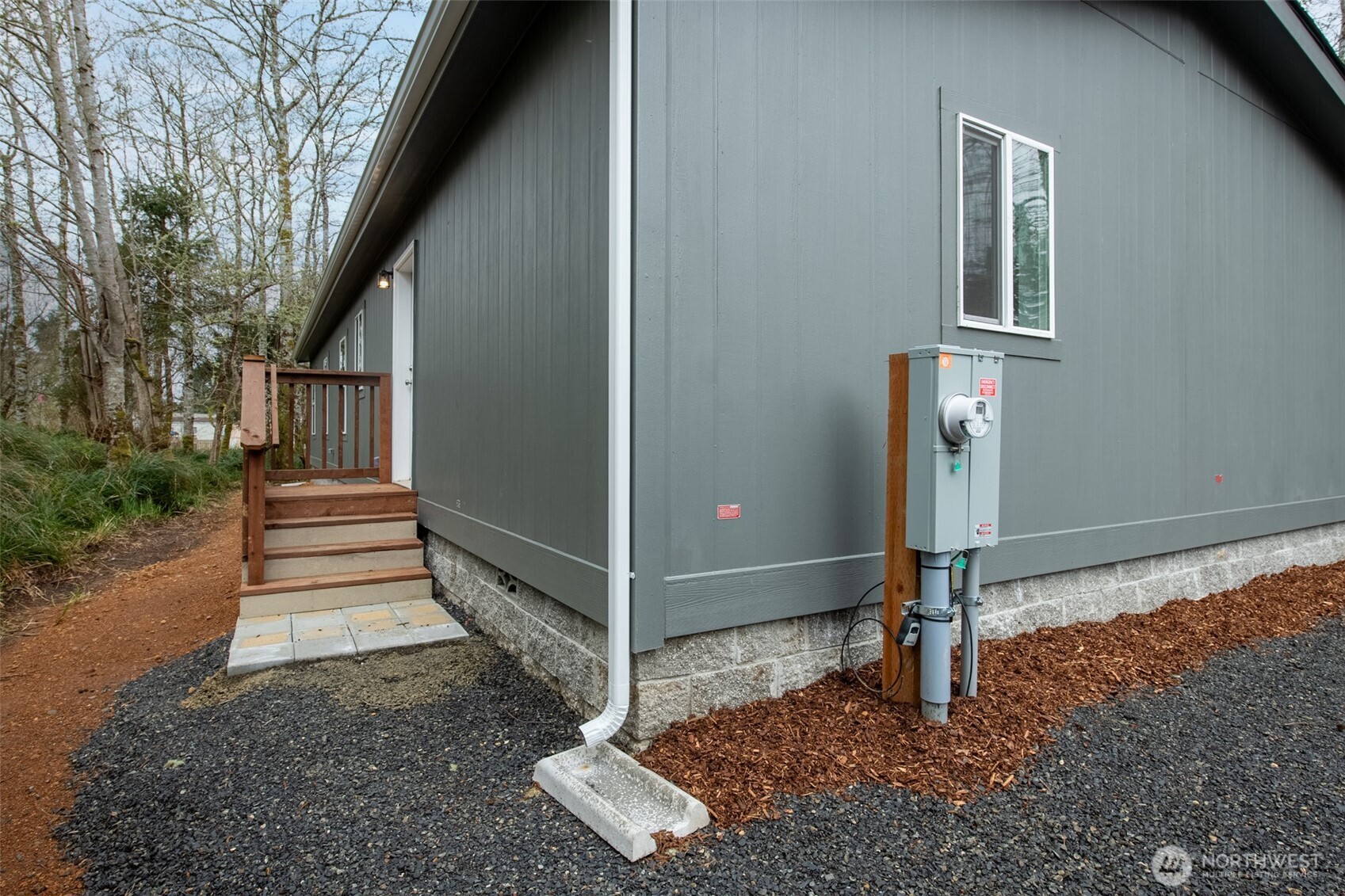 799 Edgewood Avenue NE, Ocean Shores, WA 98569