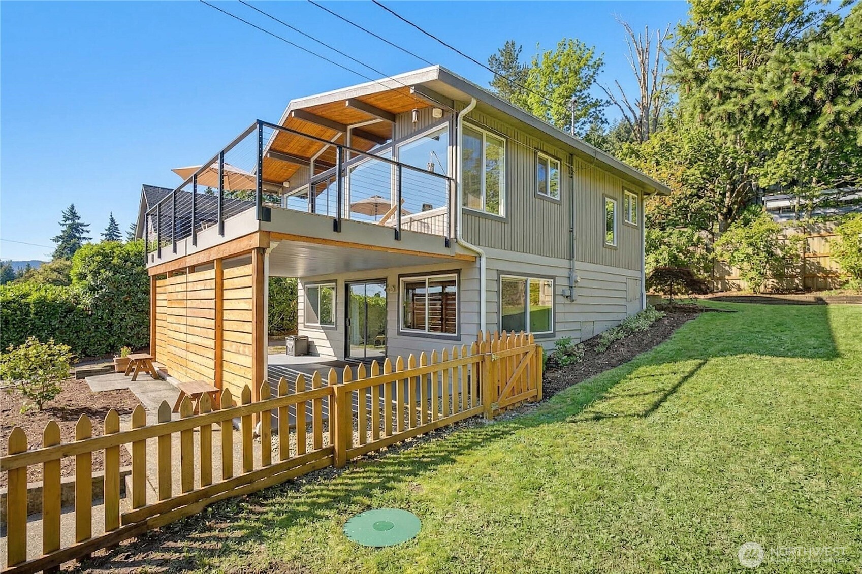 576 Waterline Loop , Camano Island, WA 98282