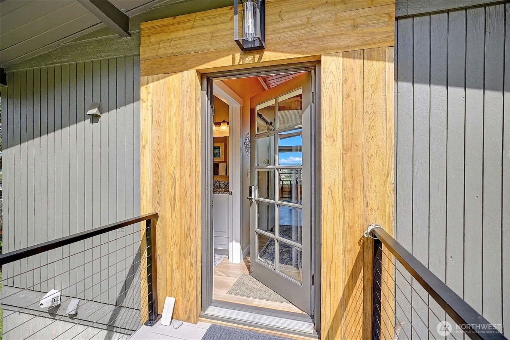 576 Waterline Loop , Camano Island, WA 98282