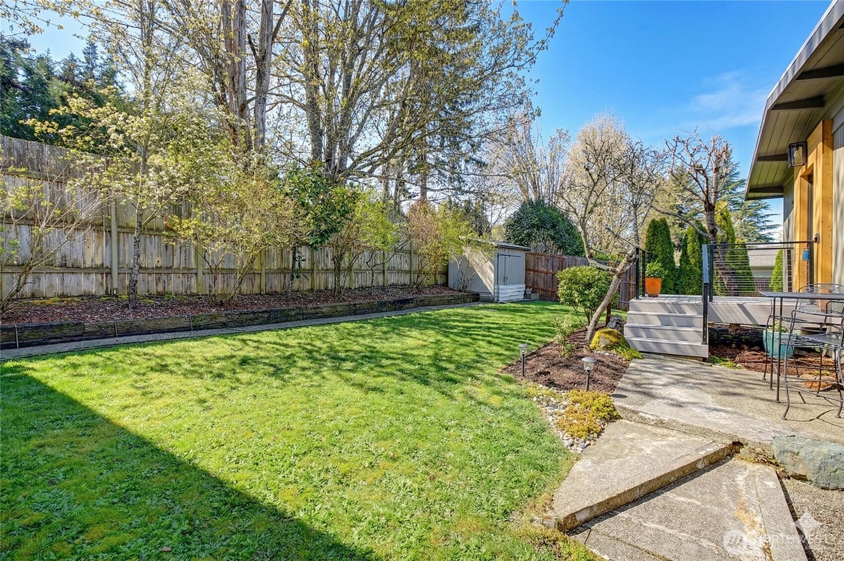 576 Waterline Loop , Camano Island, WA 98282