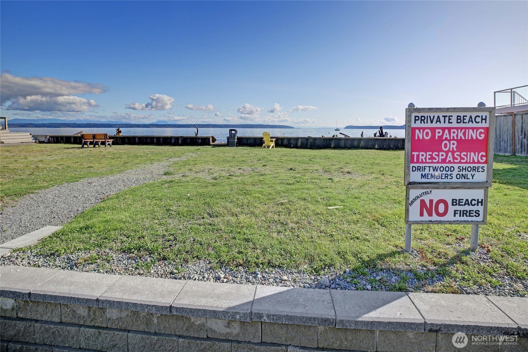 576 Waterline Loop , Camano Island, WA 98282