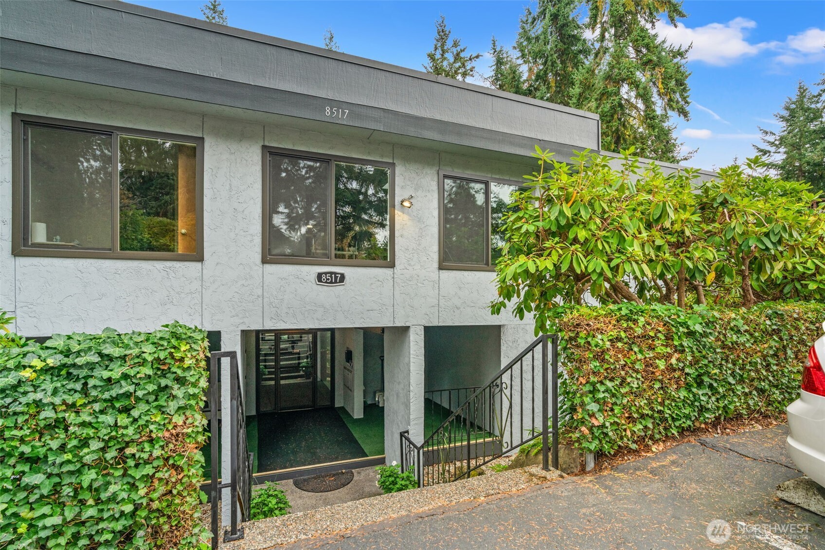 8517 242nd Street SW #402B, Edmonds, WA 98026