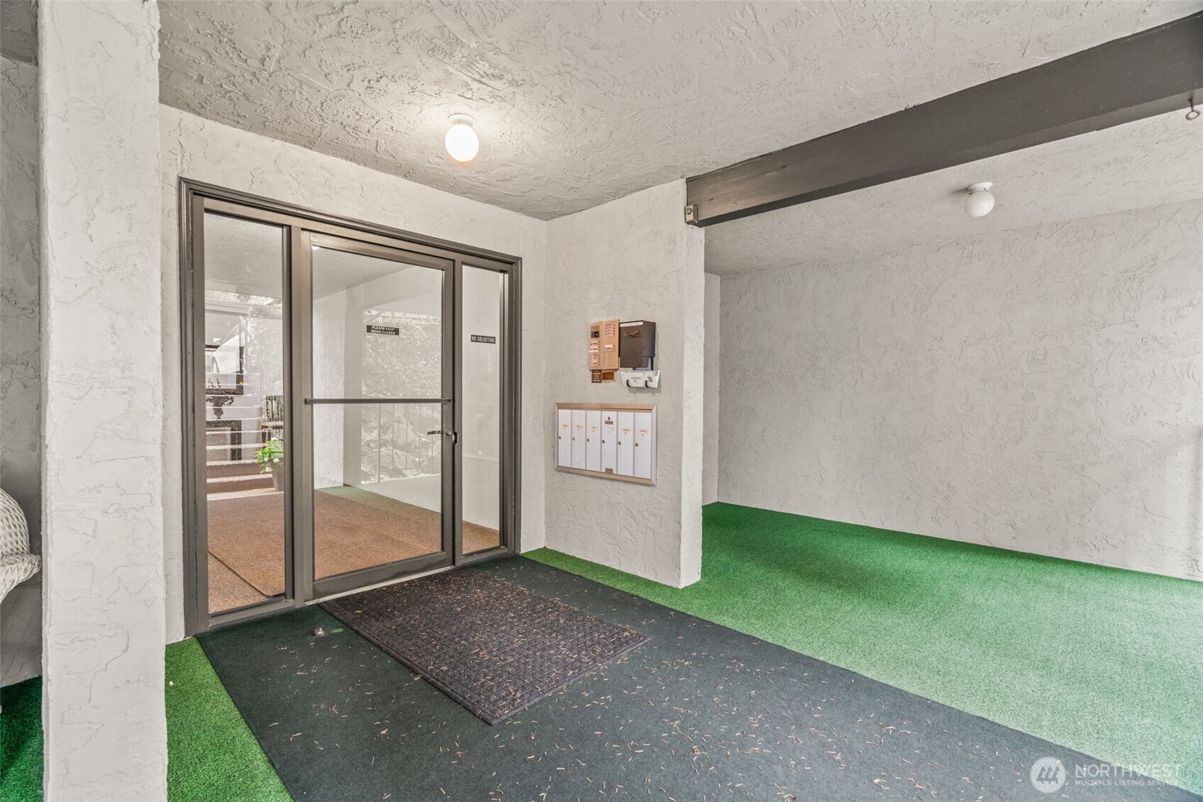 8517 242nd Street SW #402B, Edmonds, WA 98026