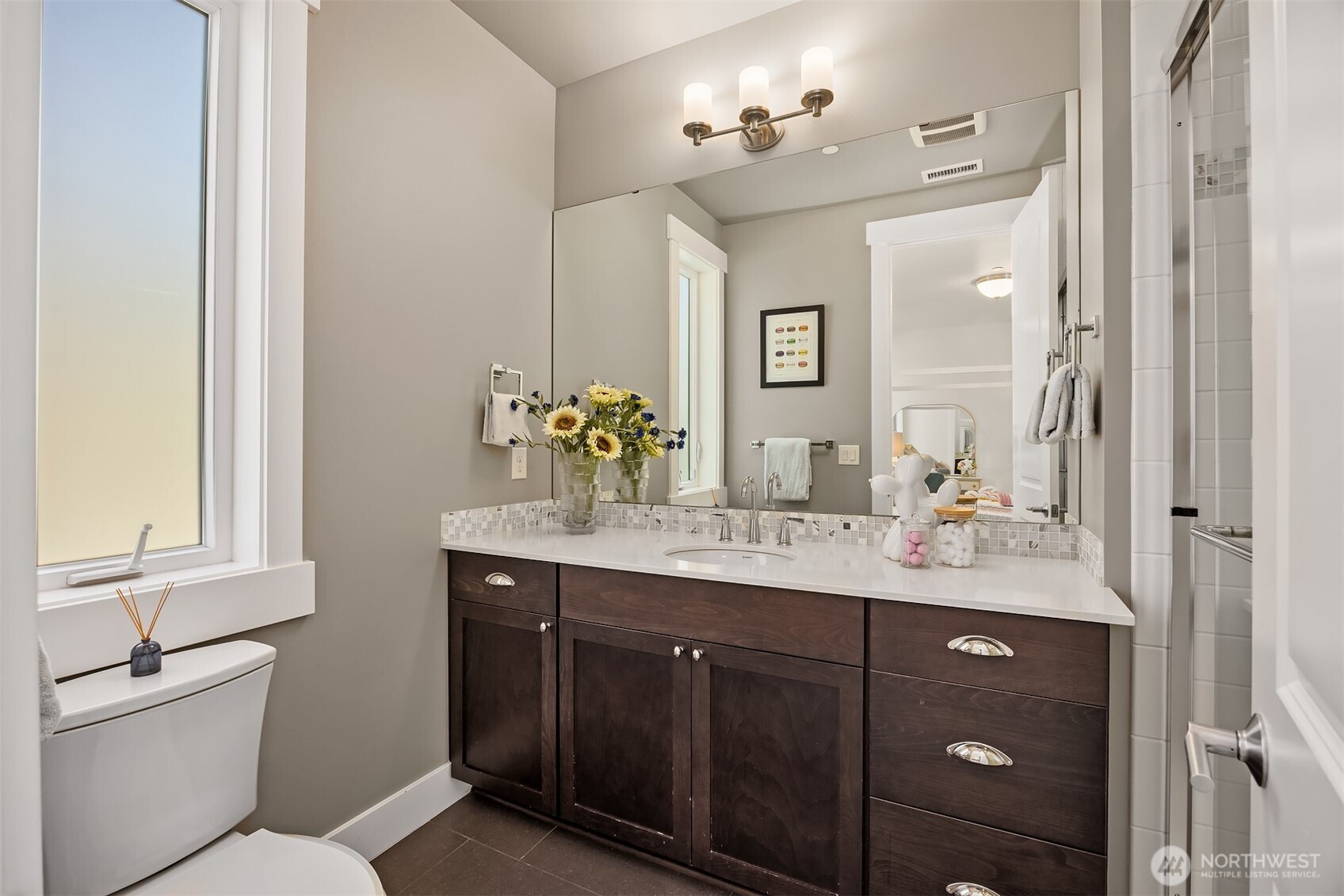 6518 SE 28th Street , Mercer Island, WA 98040-2519