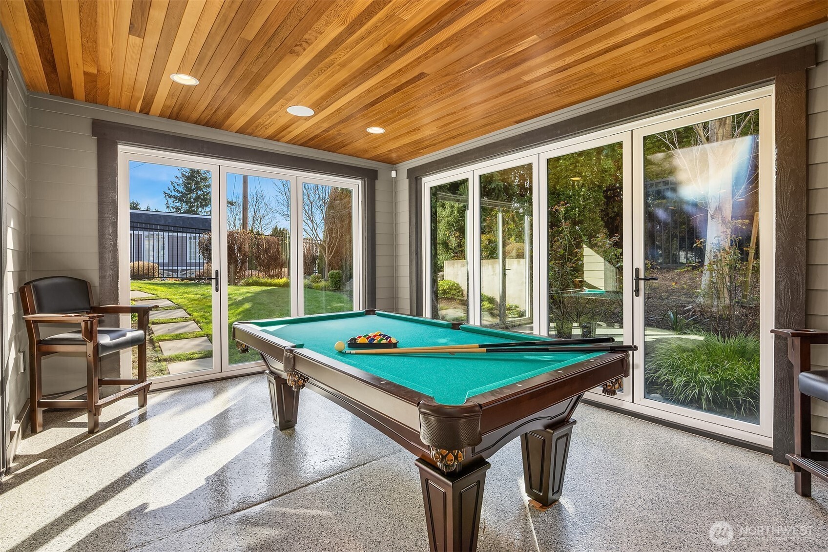 6518 SE 28th Street , Mercer Island, WA 98040-2519