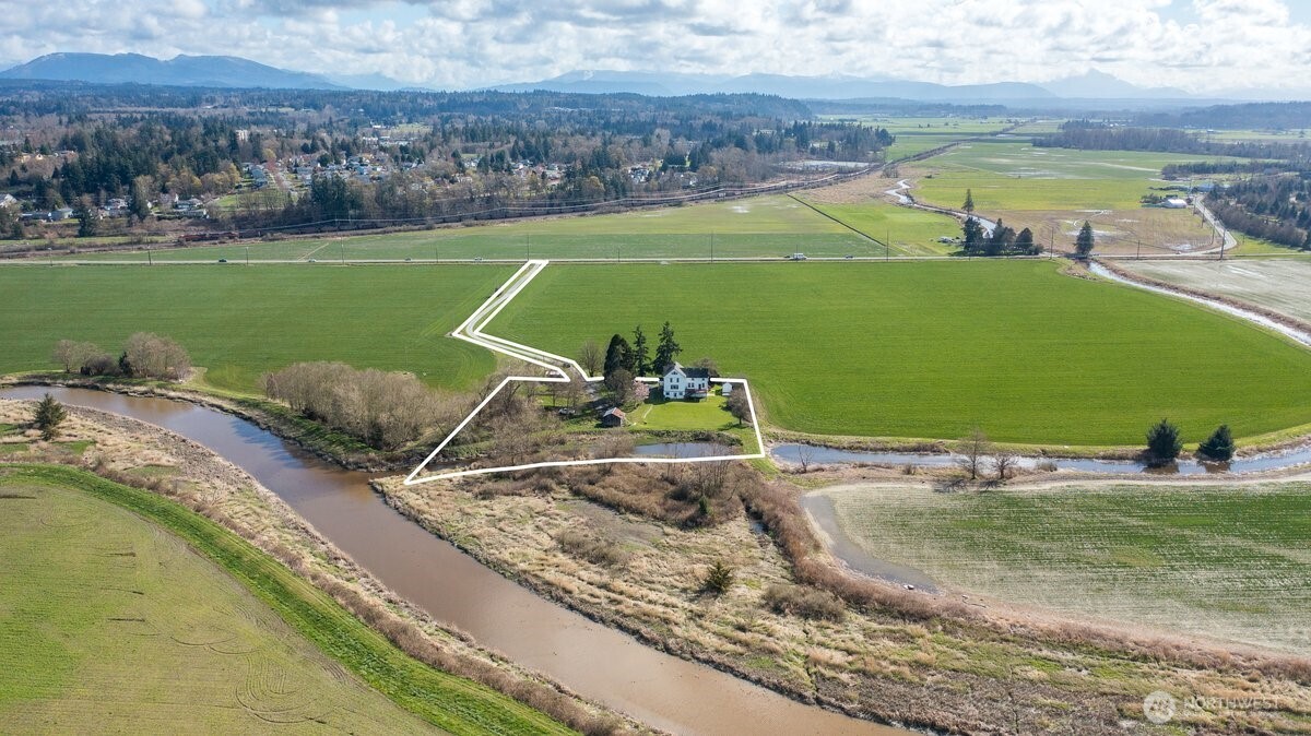 26206 Marine Drive , Stanwood, WA 98292