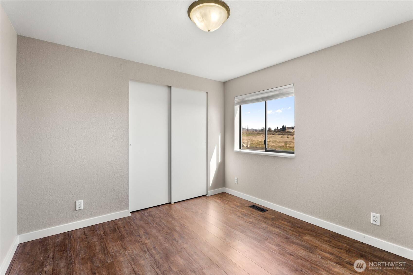 13477 Road 13 NW, Quincy, WA 98848