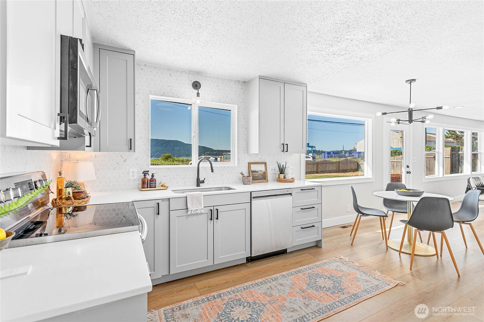 2560 Lummi View Drive , Bellingham, WA 98226