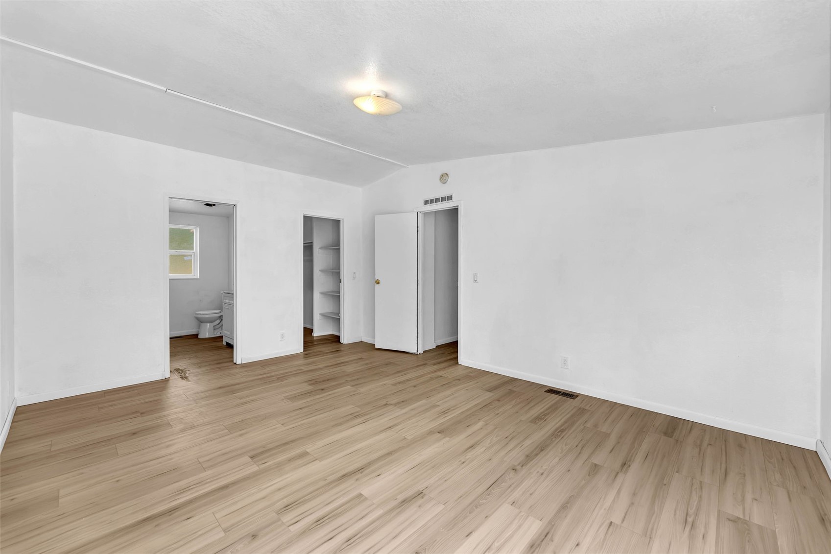 241 Foster Creek Road #B, Toledo, WA 98591