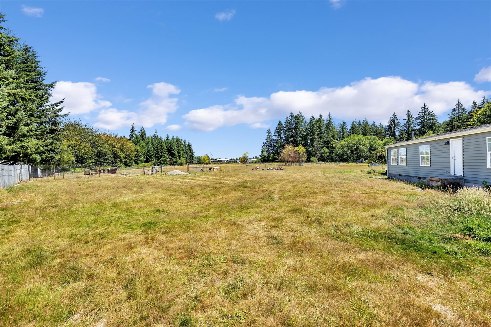241 Foster Creek Road #B, Toledo, WA 98591