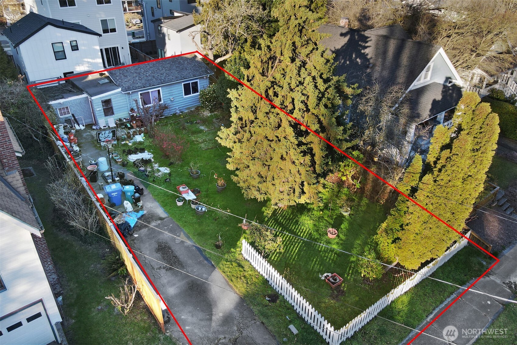 528 N 70th Street , Seattle, WA 98103