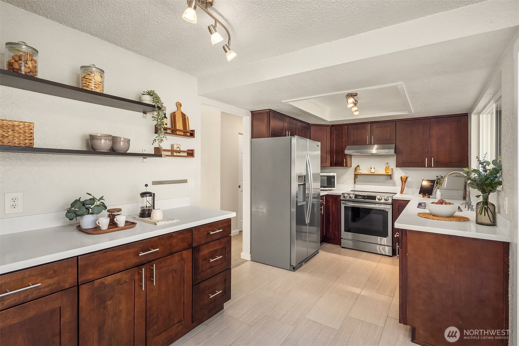 12710 NE 111th Place , Kirkland, WA 98033