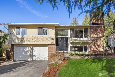 12710 NE 111th Place , Kirkland, WA 98033