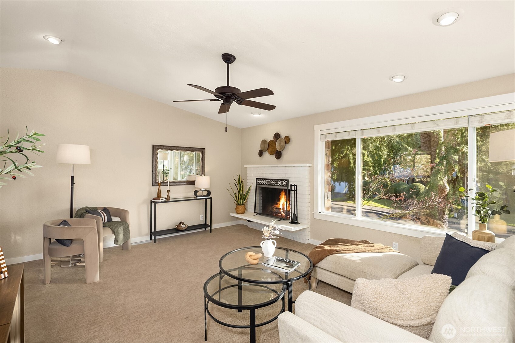 12710 NE 111th Place , Kirkland, WA 98033