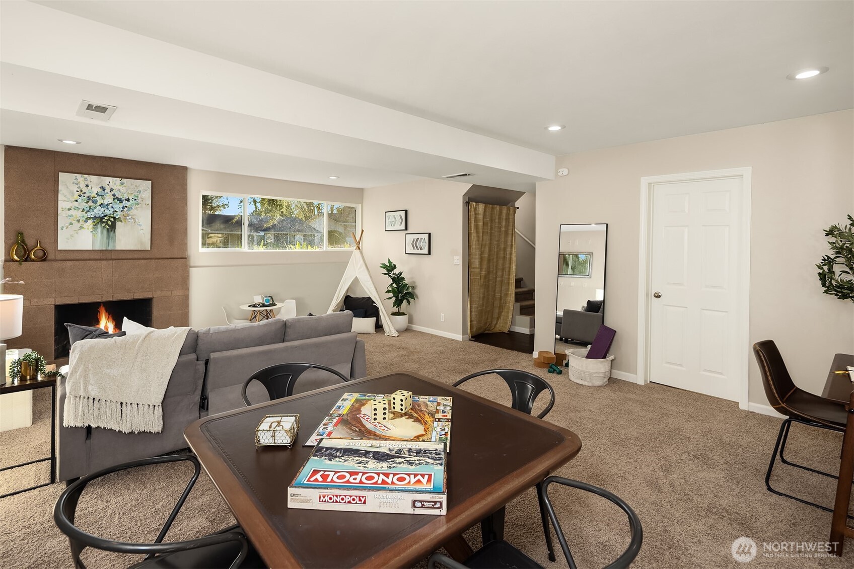 12710 NE 111th Place , Kirkland, WA 98033