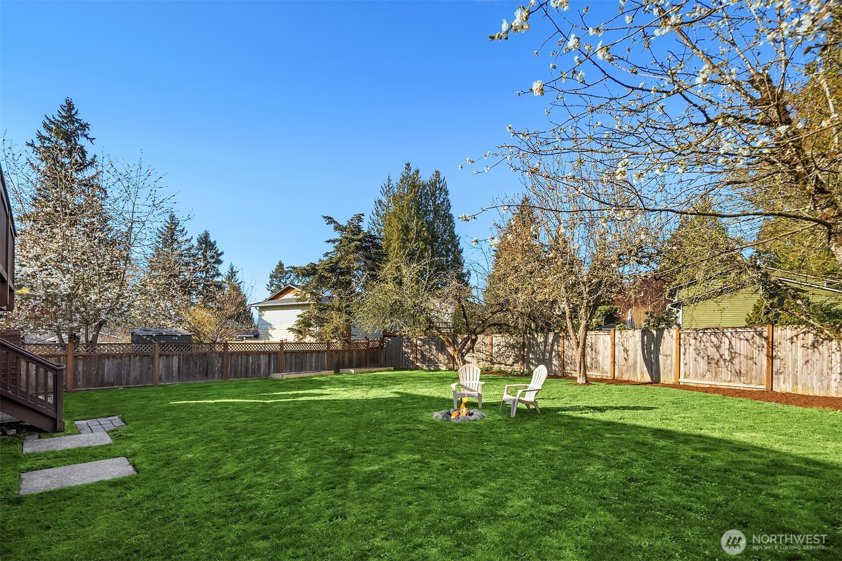 12710 NE 111th Place , Kirkland, WA 98033