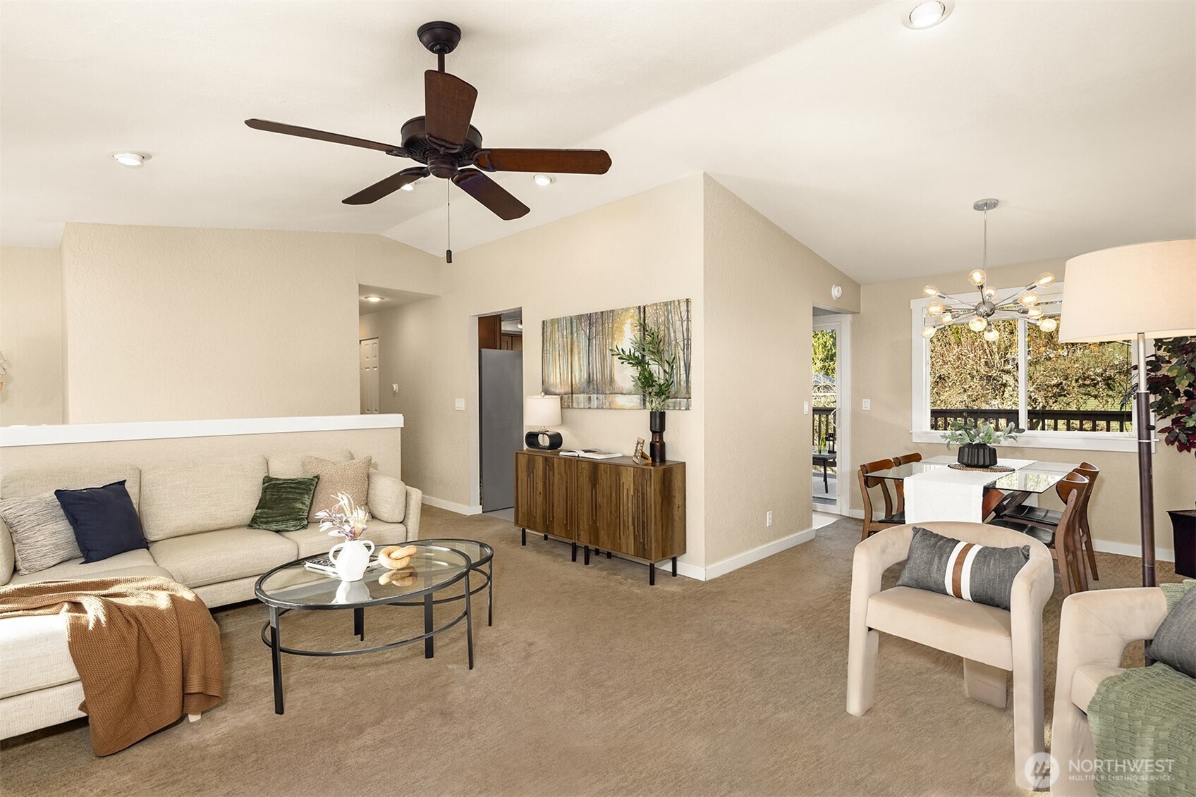 12710 NE 111th Place , Kirkland, WA 98033