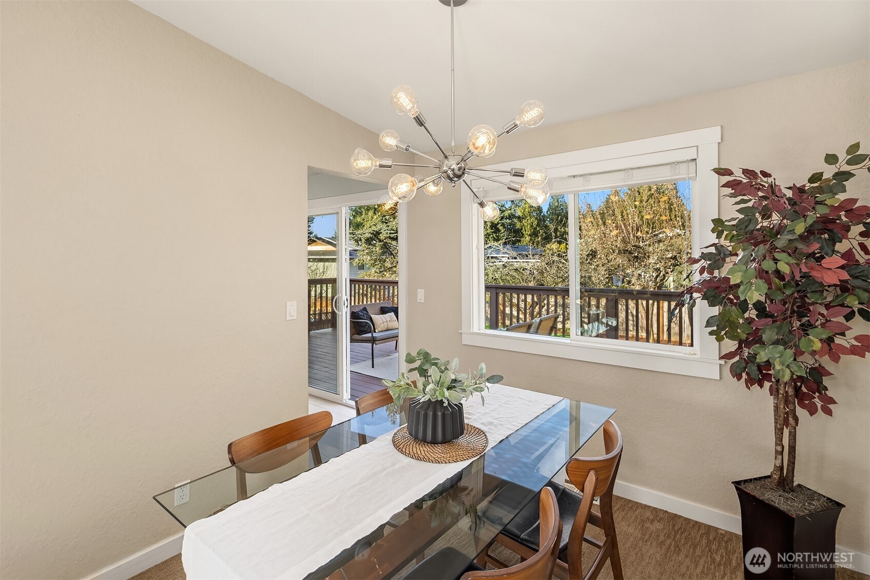 12710 NE 111th Place , Kirkland, WA 98033