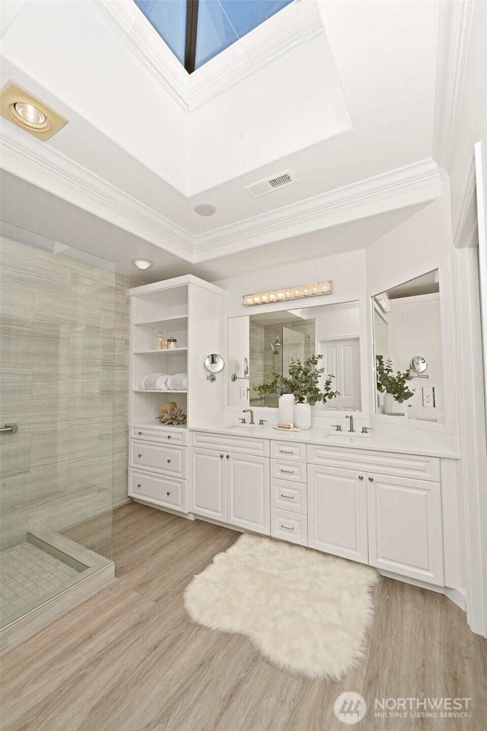 3900 2nd Avenue NE #403, Seattle, WA 98105