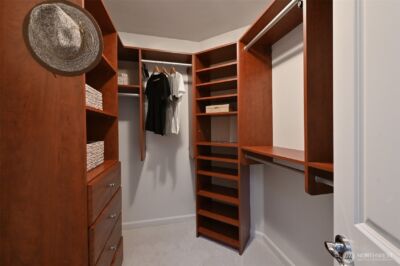 3900 2nd Avenue NE #403, Seattle, WA 98105 - Photo 23