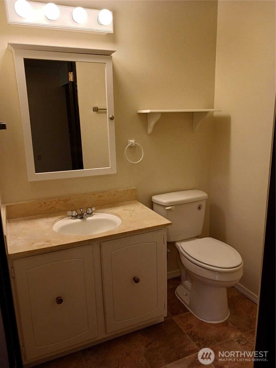 309 S Yantic Avenue , Bremerton, WA 98312