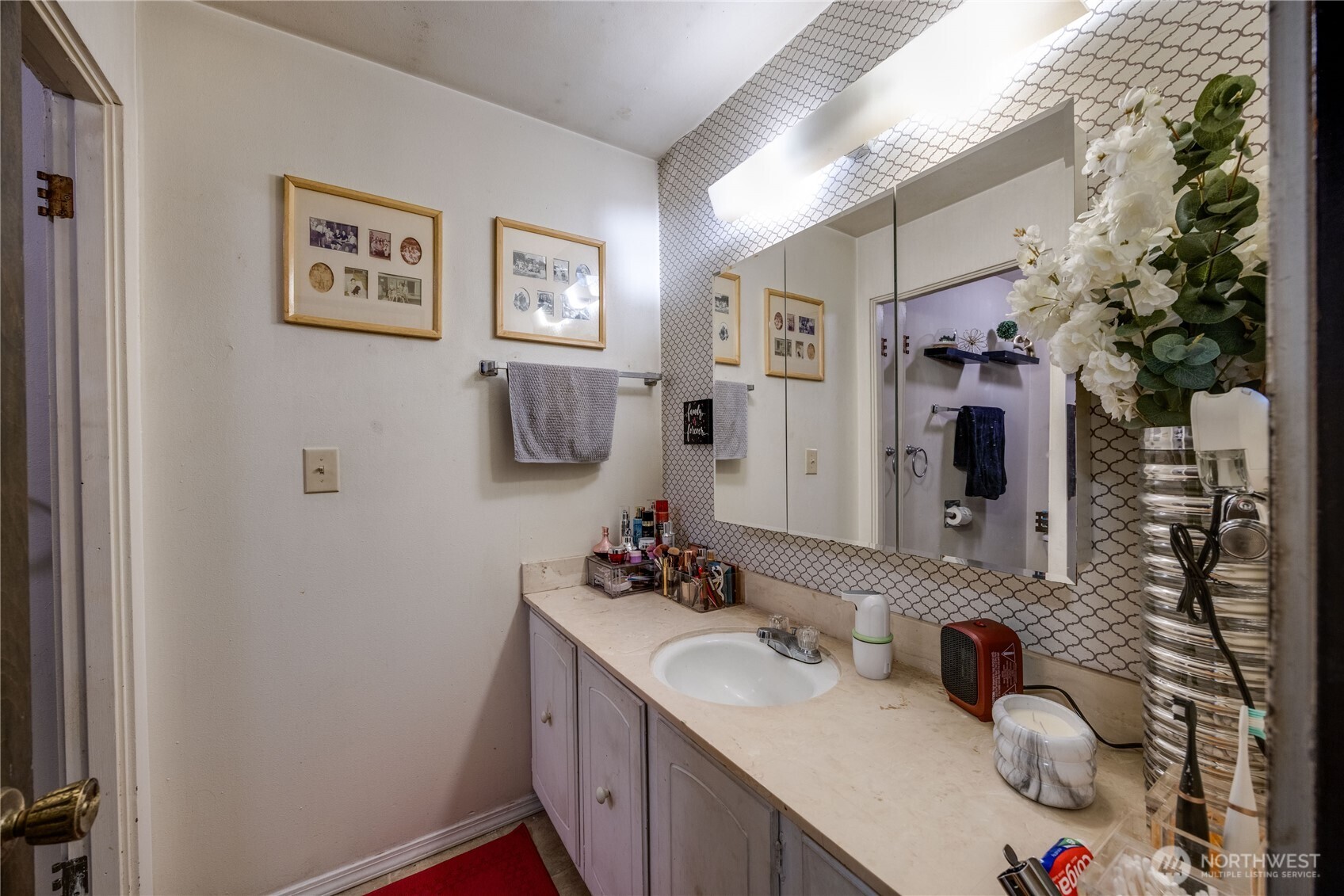 309 S Yantic Avenue , Bremerton, WA 98312