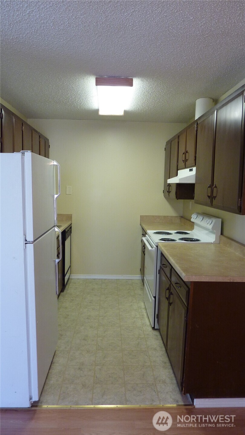 309 S Yantic Avenue , Bremerton, WA 98312