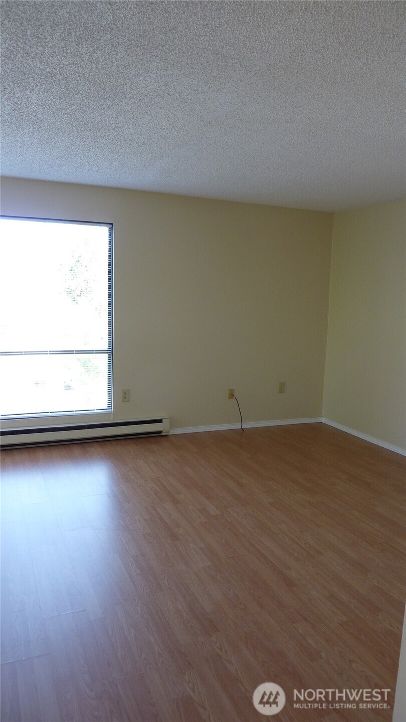 309 S Yantic Avenue , Bremerton, WA 98312