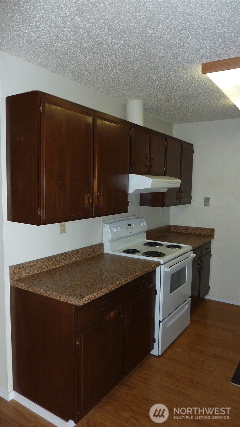 309 S Yantic Avenue , Bremerton, WA 98312