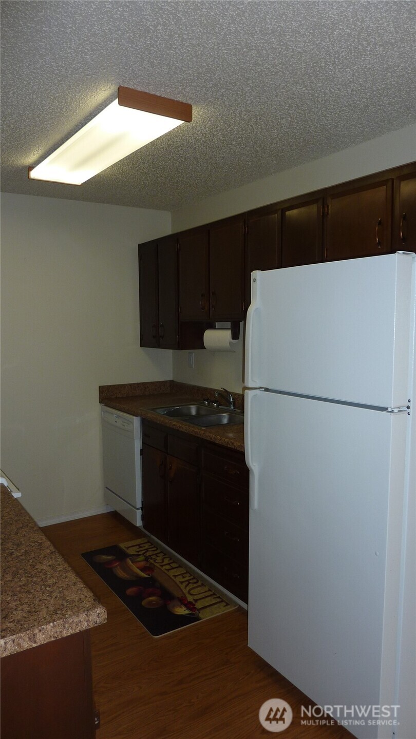 309 S Yantic Avenue , Bremerton, WA 98312