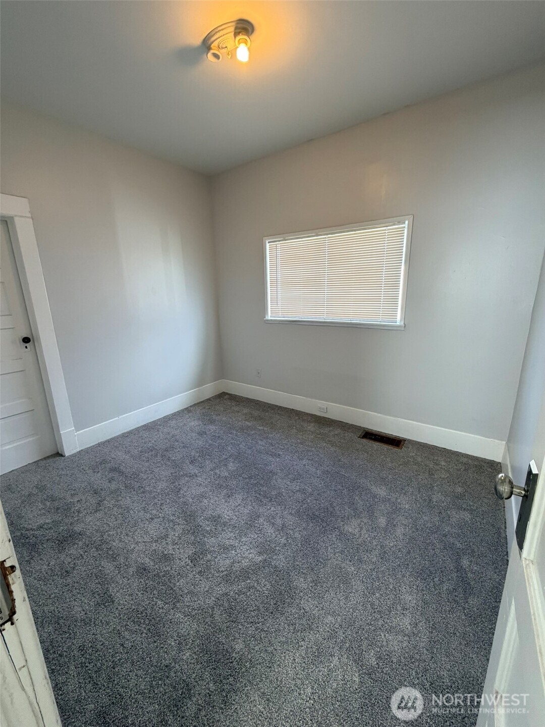 5323 S Asotin Street , Tacoma, WA 98408