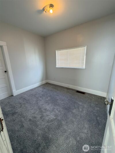 5323 S Asotin Street , Tacoma, WA 98408 - Photo 11