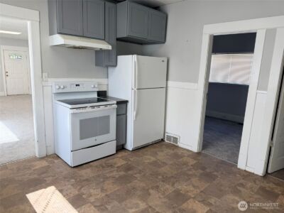 5323 S Asotin Street , Tacoma, WA 98408 - Photo 5