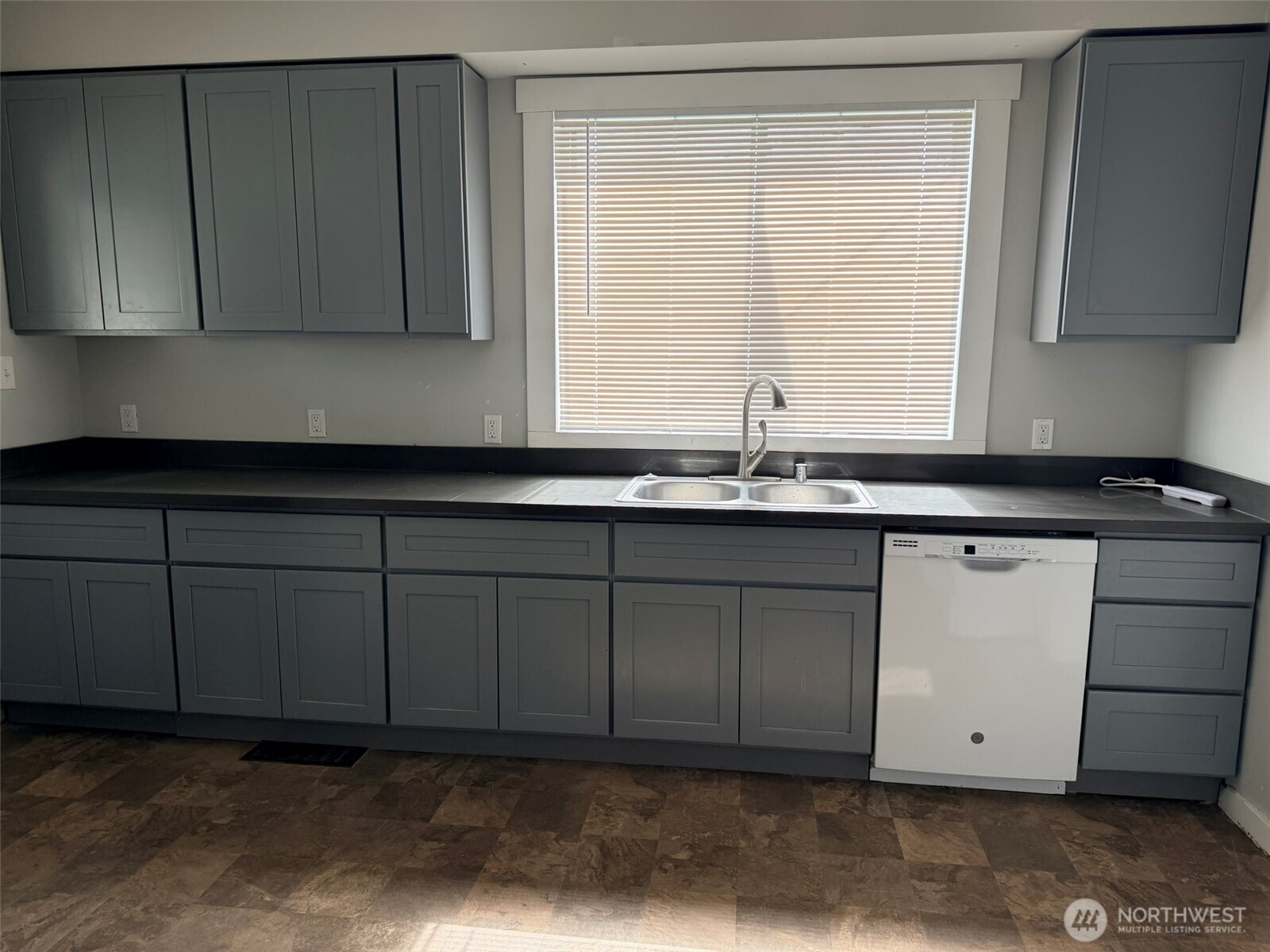 5323 S Asotin Street , Tacoma, WA 98408