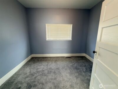 5323 S Asotin Street , Tacoma, WA 98408 - Photo 9